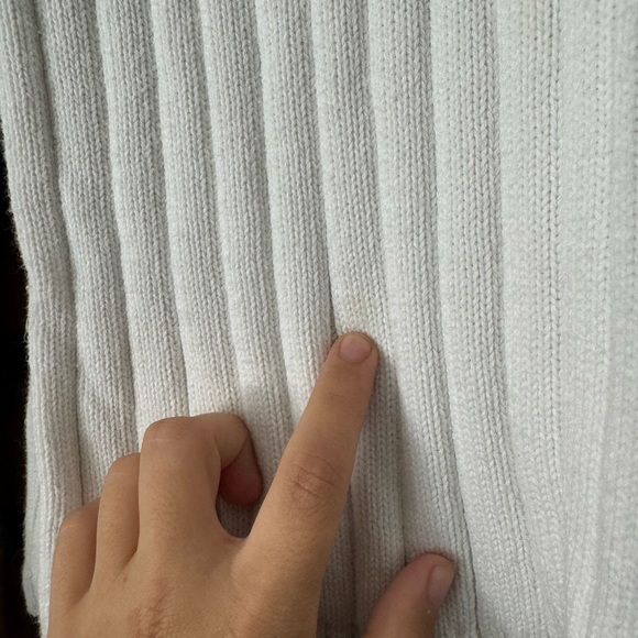 Liz Claiborne Cable Knit Pullover - Picture 3 of 4